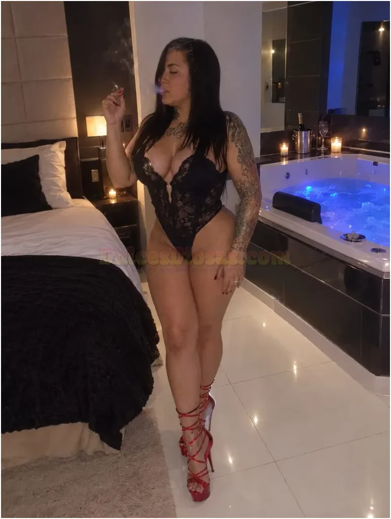 escort Cerina 05